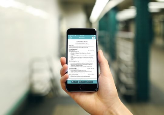 Best Resume Builder Apps To Help You Land The Job You Want