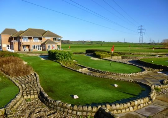 How To Select The Right Golf Course For You In Essex?